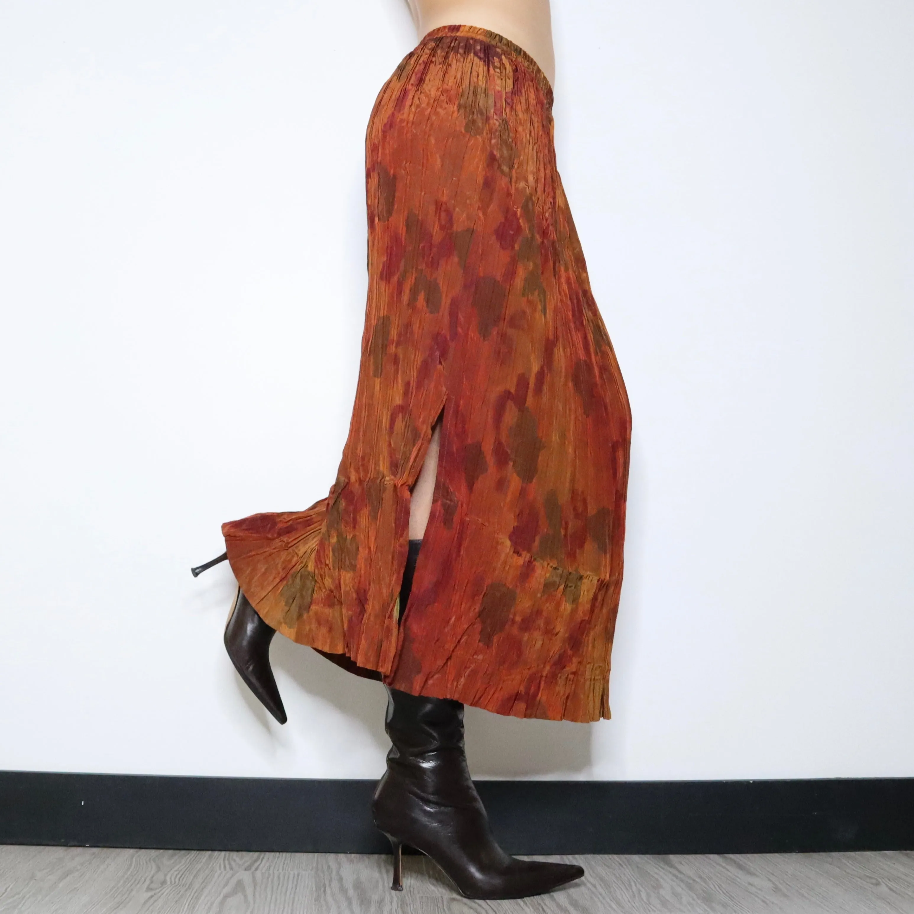 90s Italian Plissé Watercolor Skirt (S)