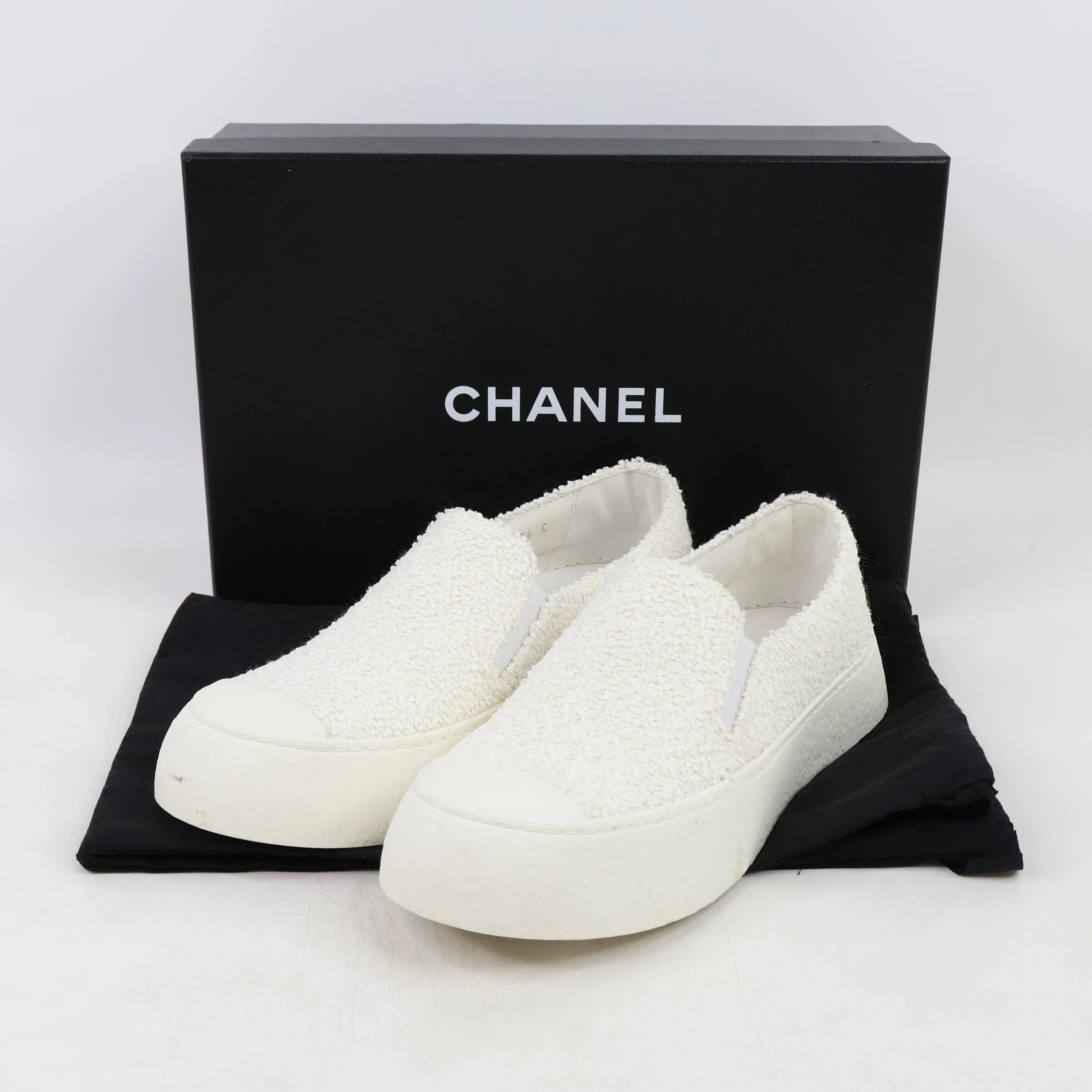 Chanel Sneakers Slip-On Tweed White 36