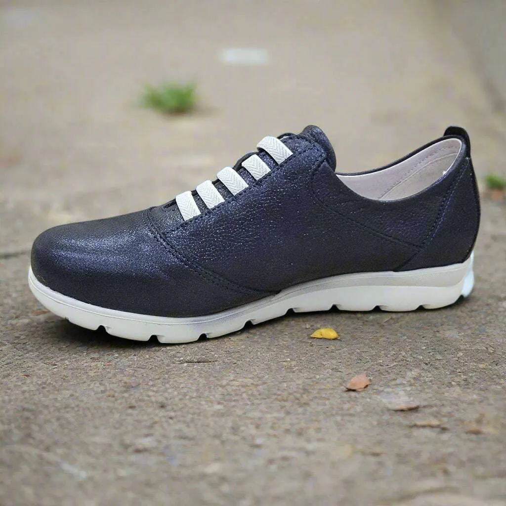 FLUCHOS - Susan F0354 - Ocean & White