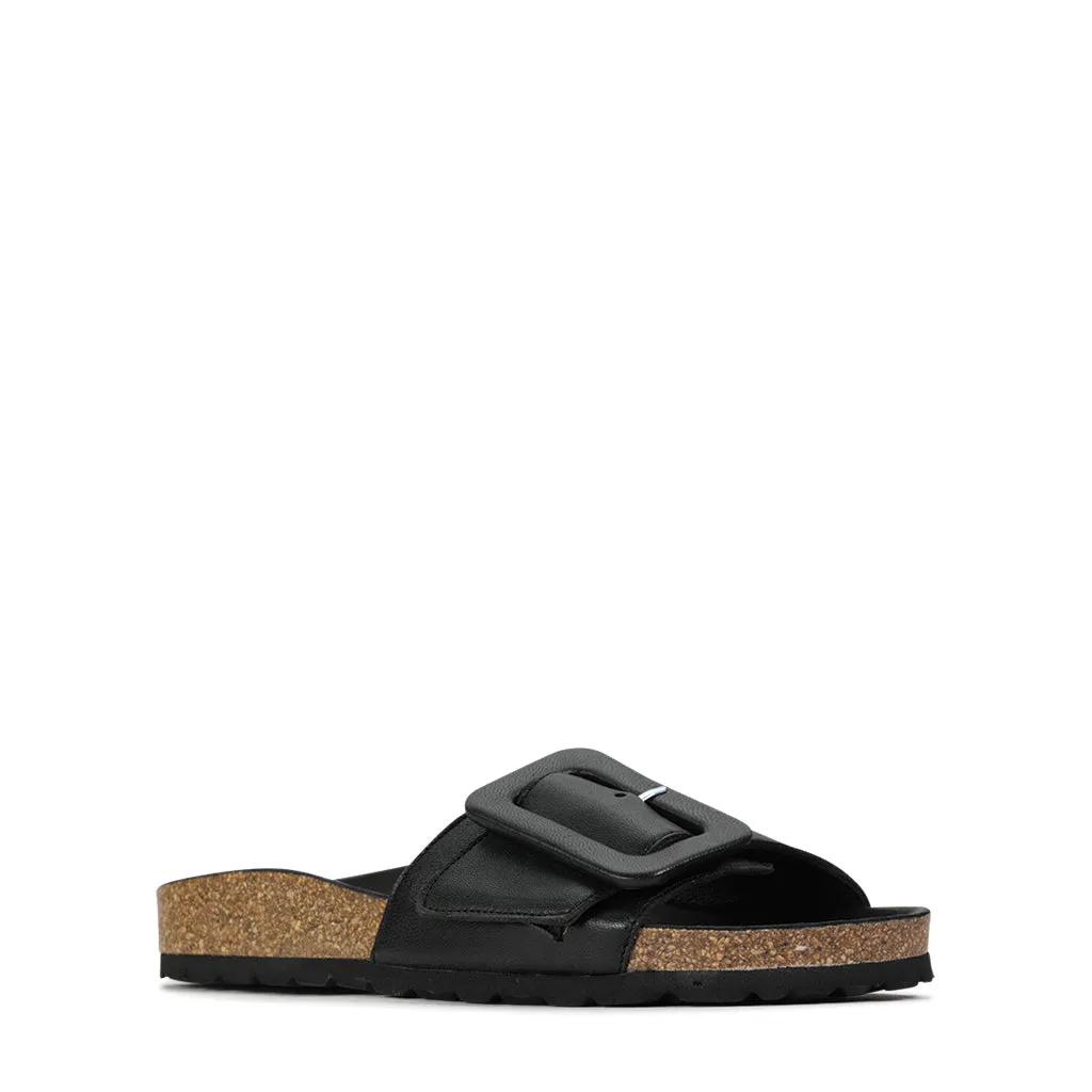GINIS BUCKLE SANDALS