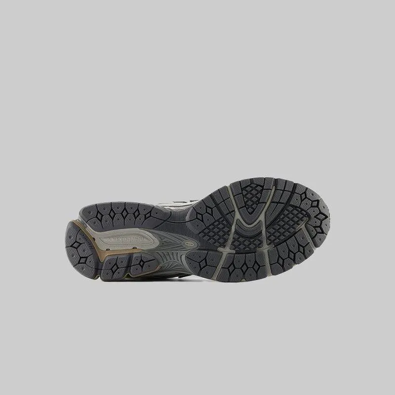 M1906Nv1 - Grey/Olivine