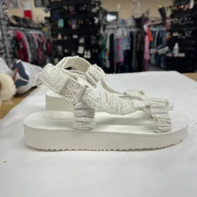Sandals Flats By Anthropologie In White, Size:8.5