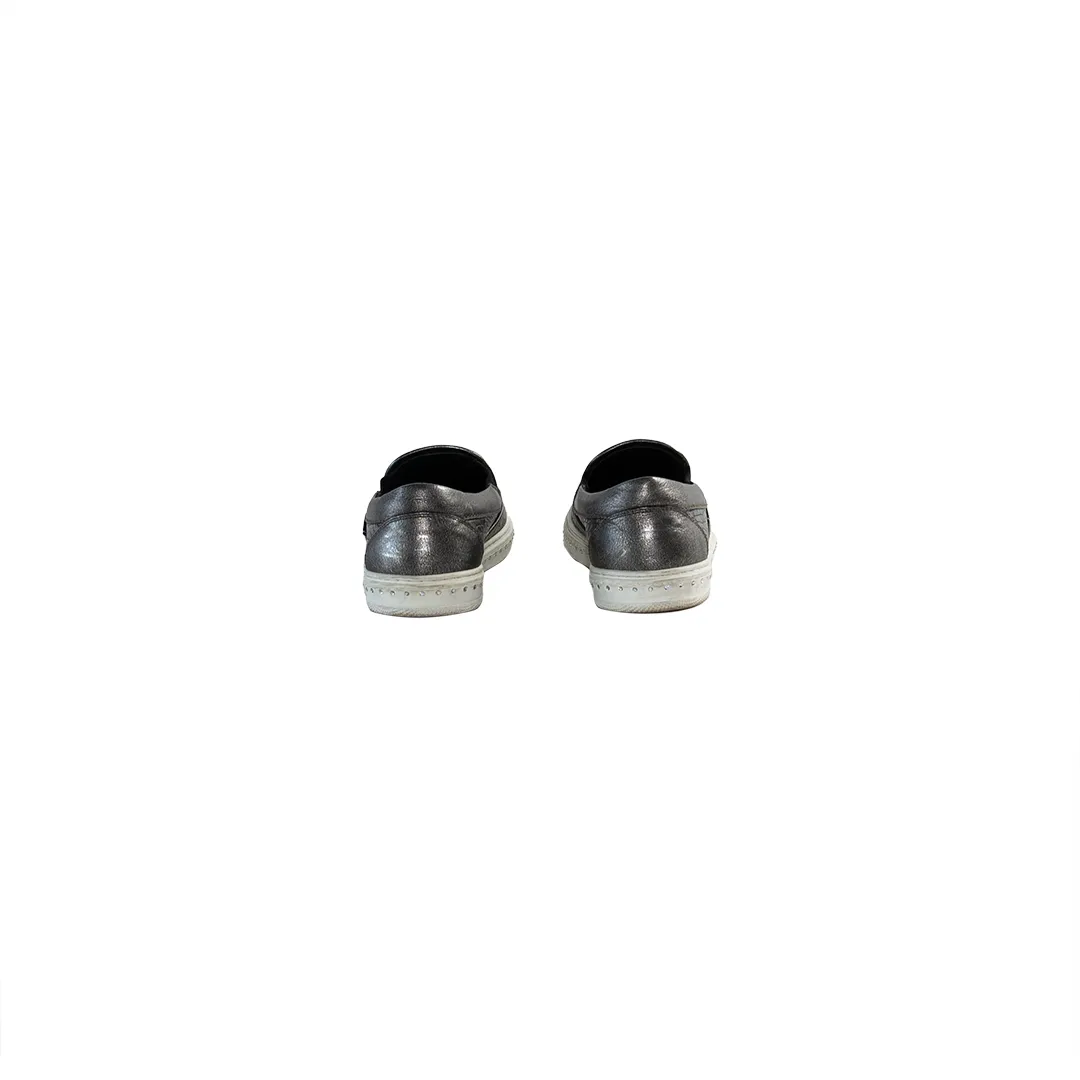 SLIP ON