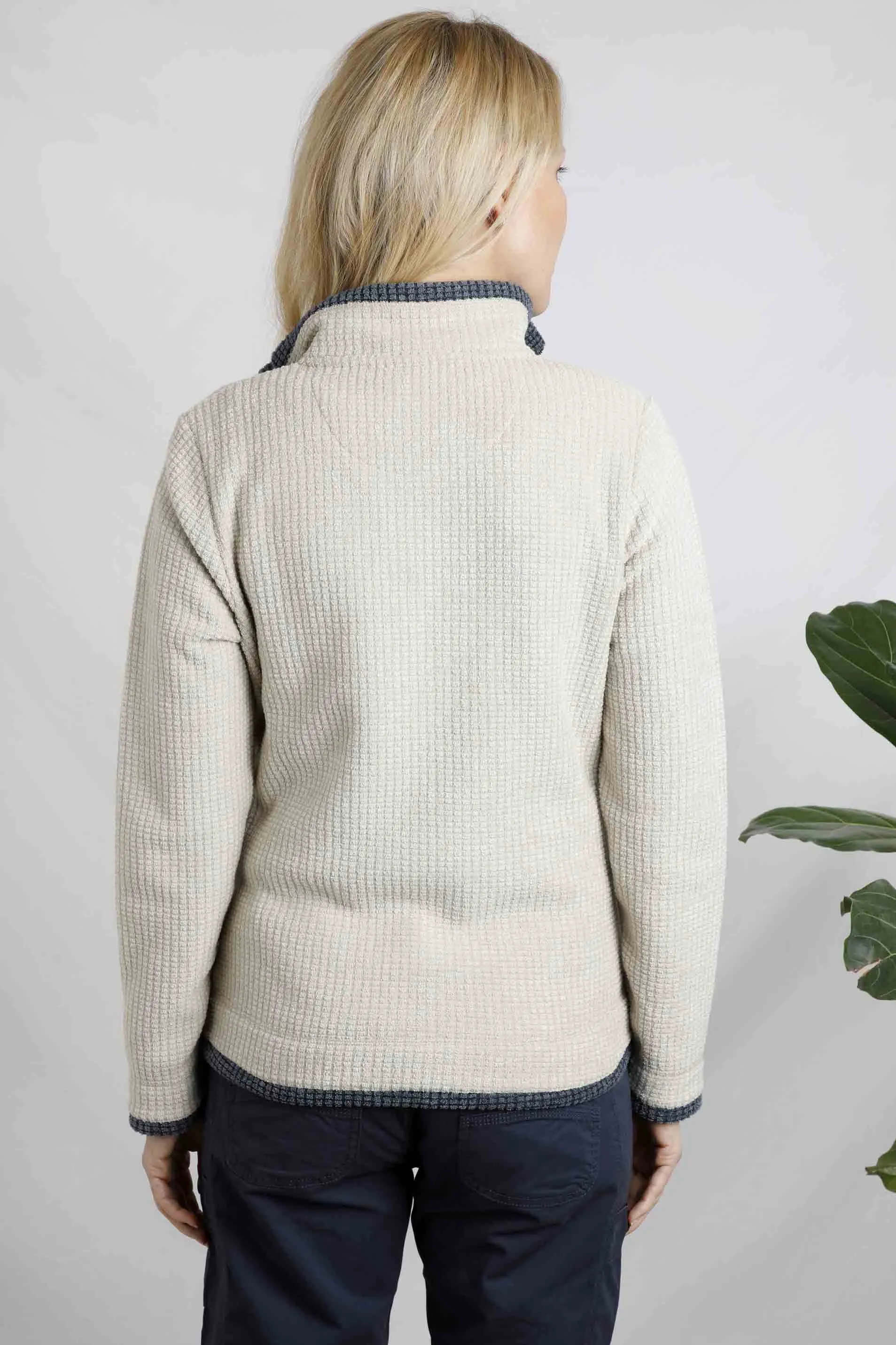 Weird Fish Ariana Grid Fleece-Ecru