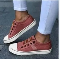 Women’s Canvas Sneaker in 4 Colors